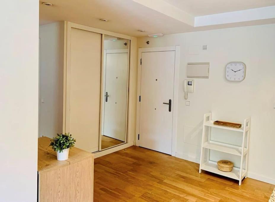 Precioso - Moderno Terraza Y Parking, 2 Hab, 2 Banos, 6-7 Pers - Dispo Abril Y Mayo Llanes Zewnętrze zdjęcie