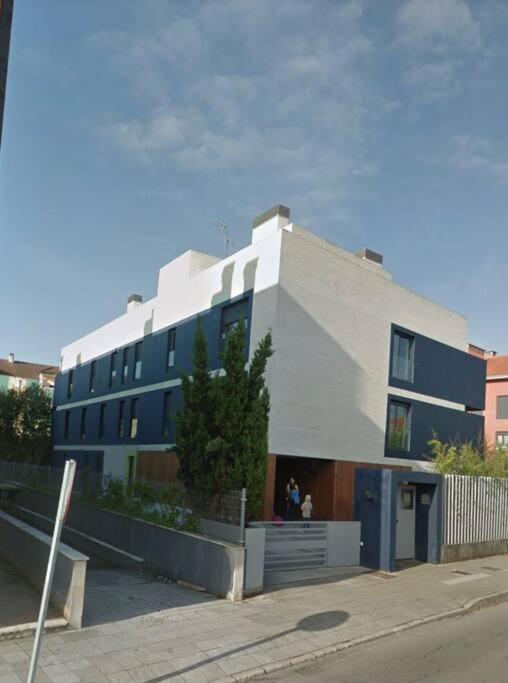 Precioso - Moderno Terraza Y Parking, 2 Hab, 2 Banos, 6-7 Pers - Dispo Abril Y Mayo Llanes Zewnętrze zdjęcie