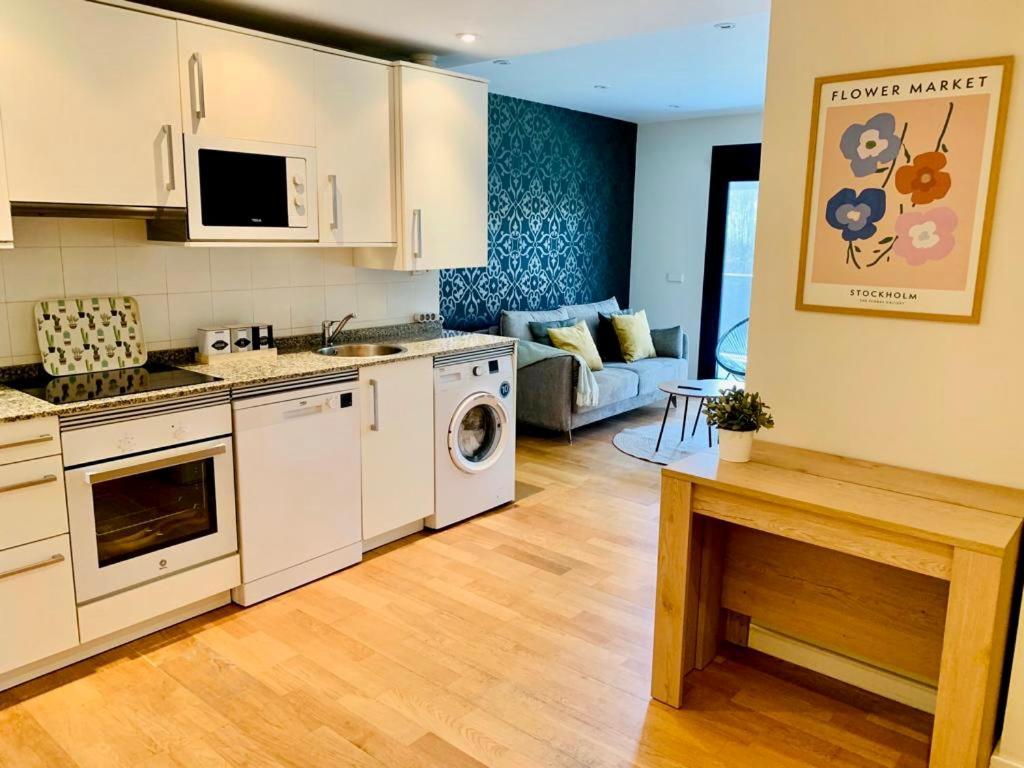 Precioso - Moderno Terraza Y Parking, 2 Hab, 2 Banos, 6-7 Pers - Dispo Abril Y Mayo Llanes Zewnętrze zdjęcie