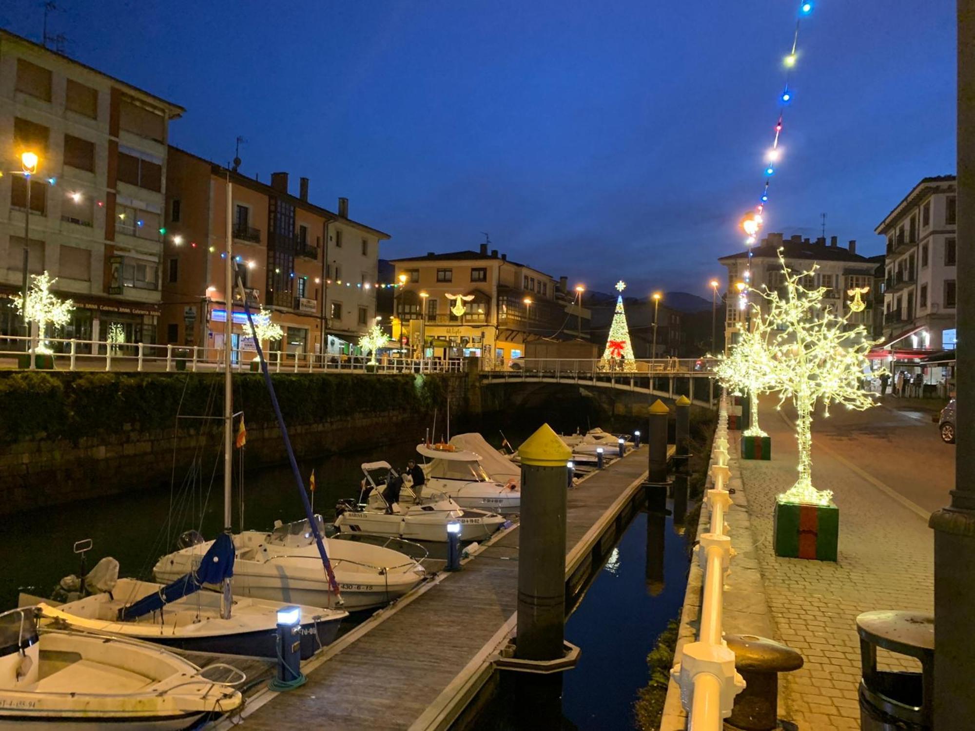 Precioso - Moderno Terraza Y Parking, 2 Hab, 2 Banos, 6-7 Pers - Dispo Abril Y Mayo Llanes Zewnętrze zdjęcie